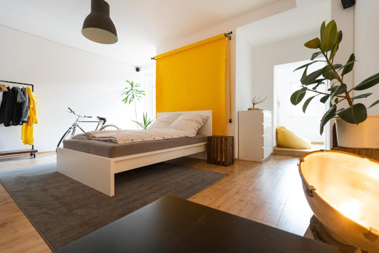 230 M2 Loft Mit Eigenem Wintergarten Mit Tischtennis & Dart, Kostenloser Parkplatz Erfurt Exterior photo
