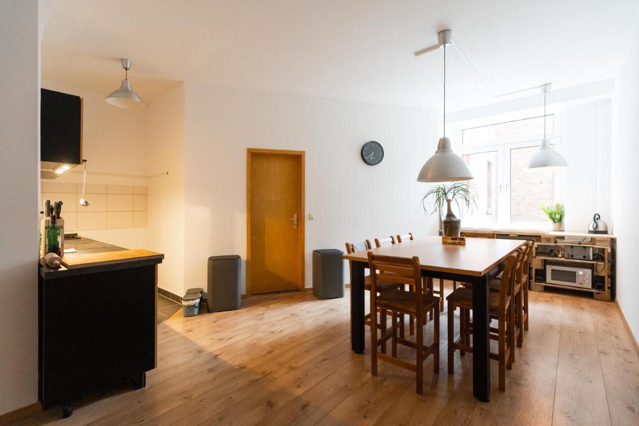230 M2 Loft Mit Eigenem Wintergarten Mit Tischtennis & Dart, Kostenloser Parkplatz Erfurt Exterior photo