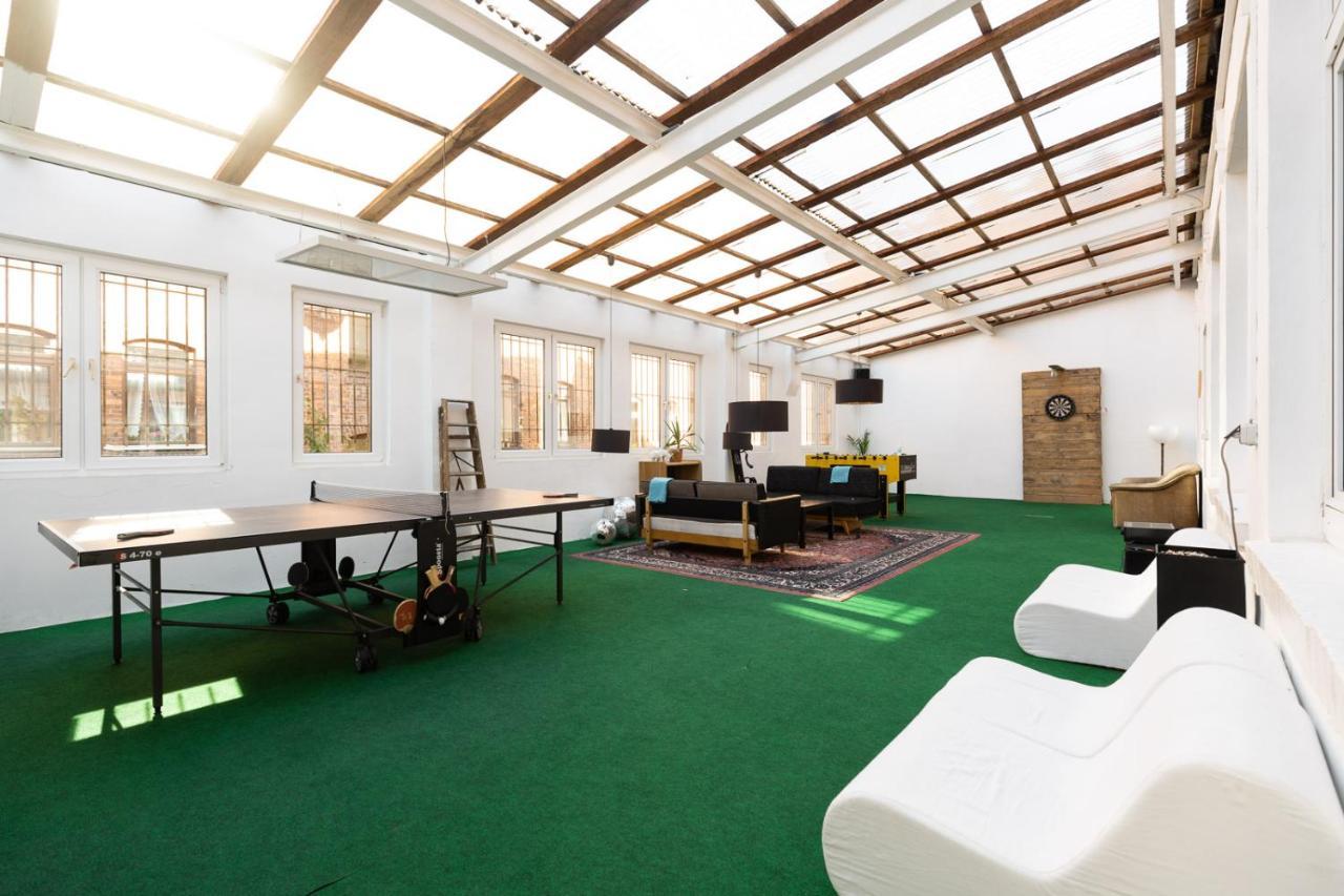 230 M2 Loft Mit Eigenem Wintergarten Mit Tischtennis & Dart, Kostenloser Parkplatz Erfurt Exterior photo